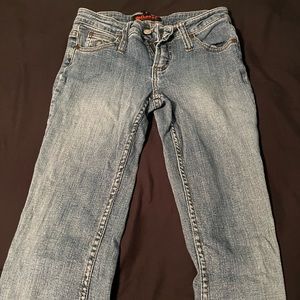 Low rise jeans